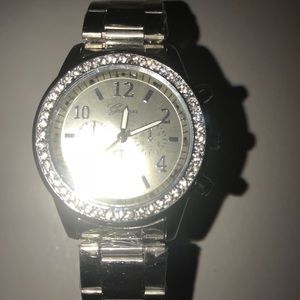 Stylish watch & bracelet